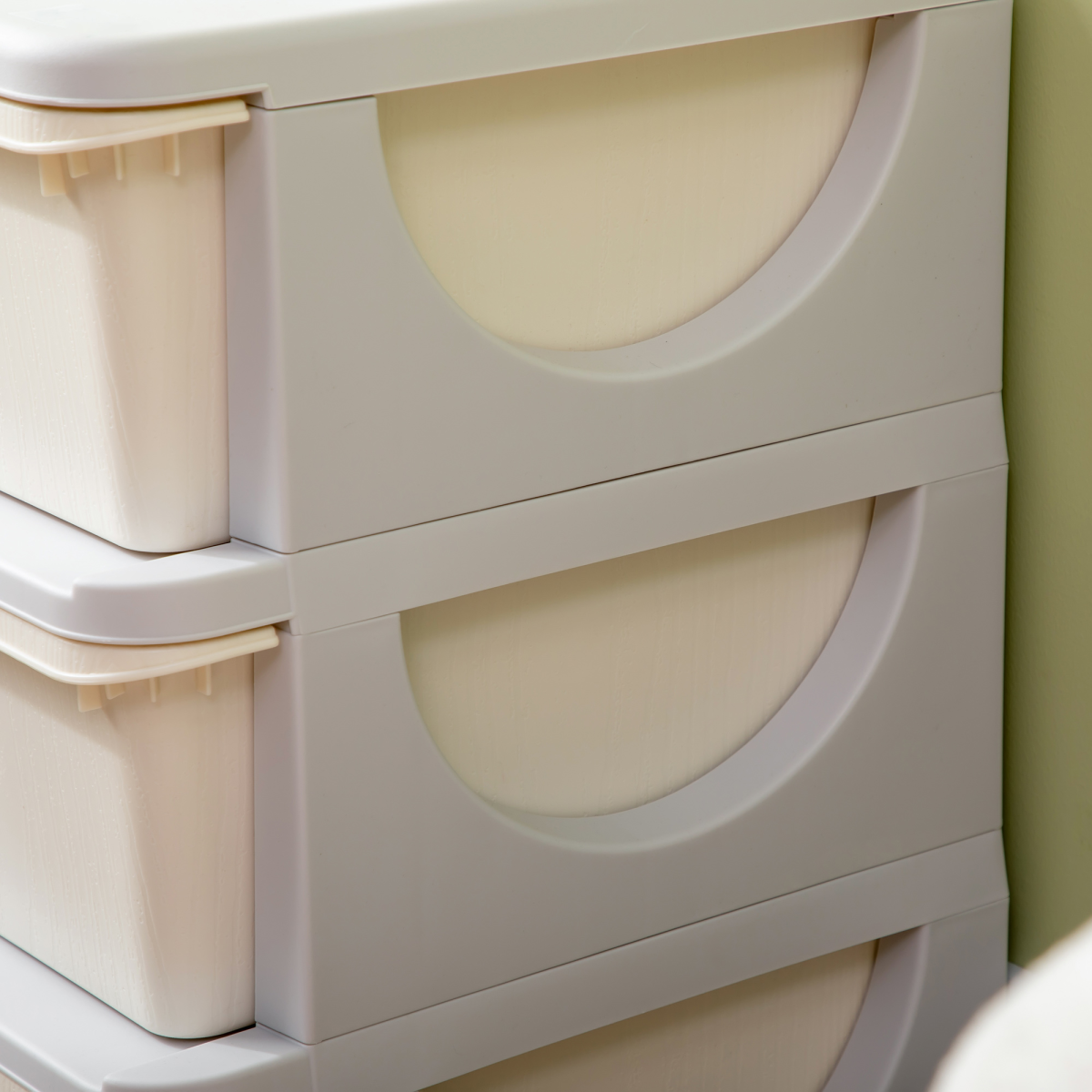 Kids’ 3-Drawer Plastic Storage Unit