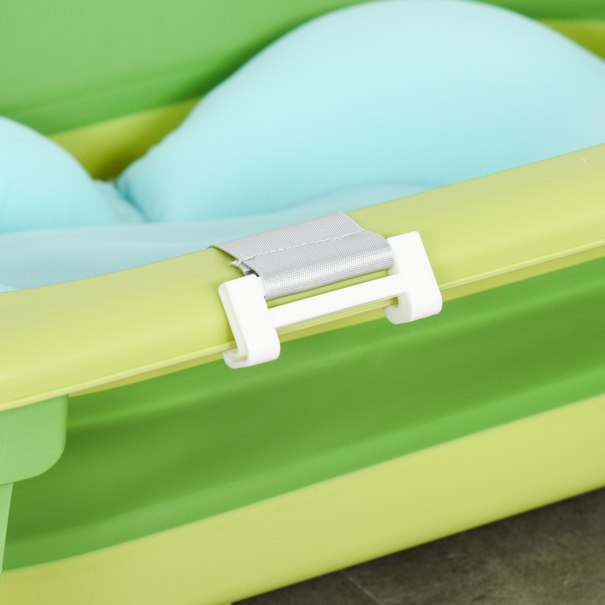 Foldable Crocodile Baby Bathtub with Cushion (0–3 Years)