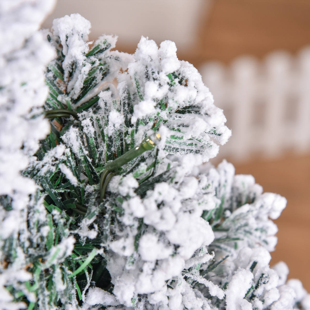 4 Feet Prelit Artificial Snow Flocked Christmas Tree Warm LED Light Green White